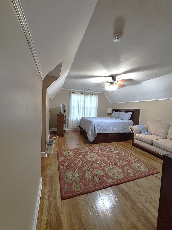 2244 Belvedere Ave Sw - Photo 5 of 6