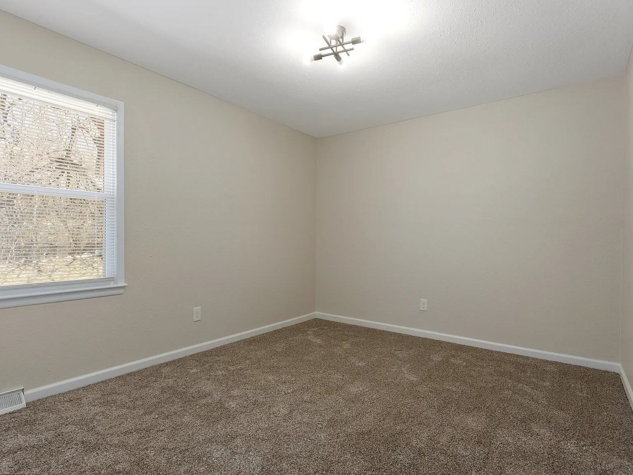 4012 E 123rd Ter #B - Photo 2 of 20