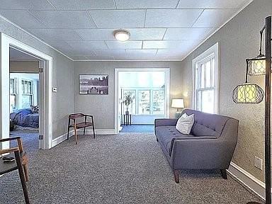 3617 W Douglas Ave - Photo 2 of 20