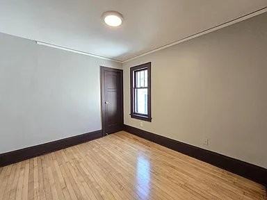 4933 N 38th St - Photo 6 of 20