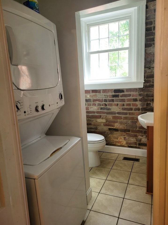 809 N 21st St - Photo 6 of 19