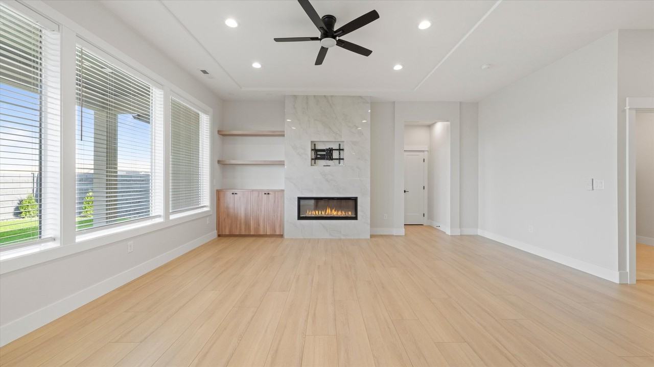 2923 Whitesage Ave - Photo 7 of 13