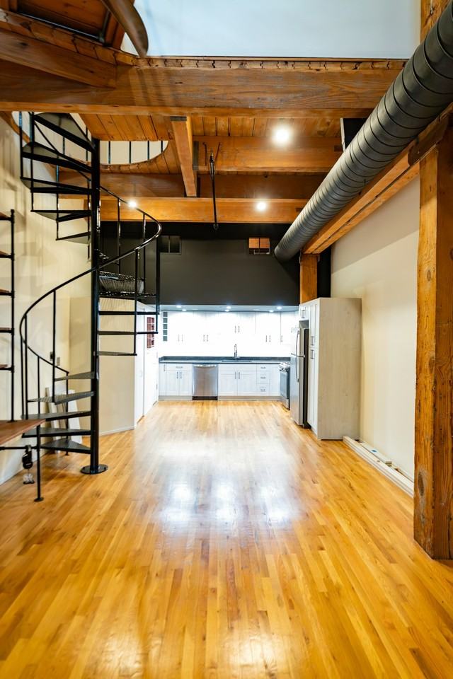 2411 North Surrey Court, Unit 1G - Photo 5 of 48