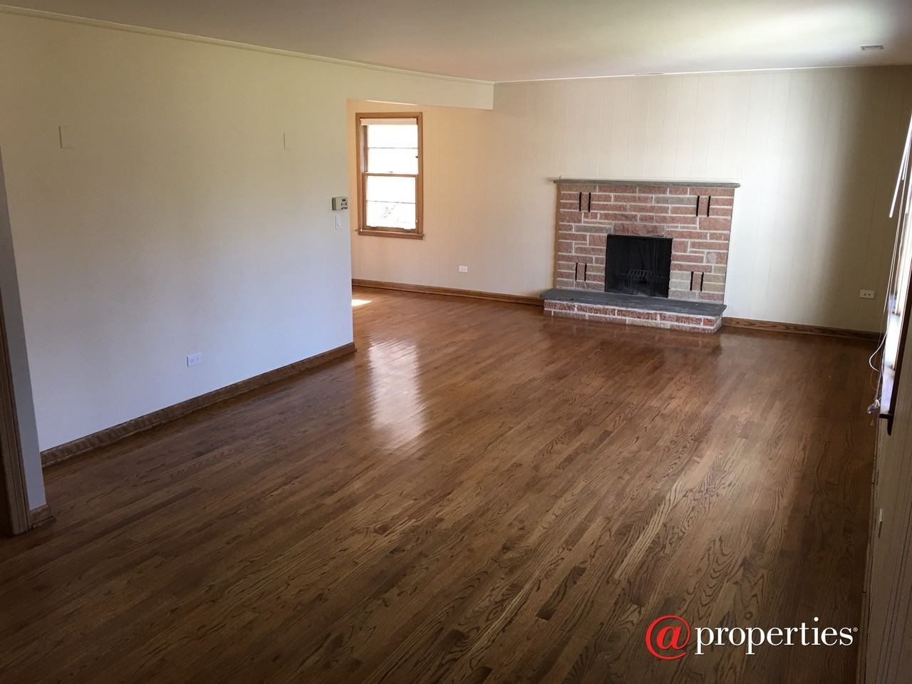 1345 Lincoln Ave S - Photo 2 of 14