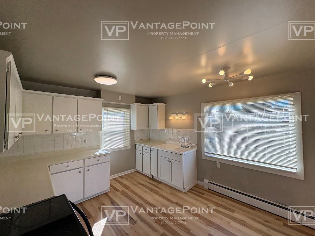 819 S 20th St #1 - Photo 3 of 20