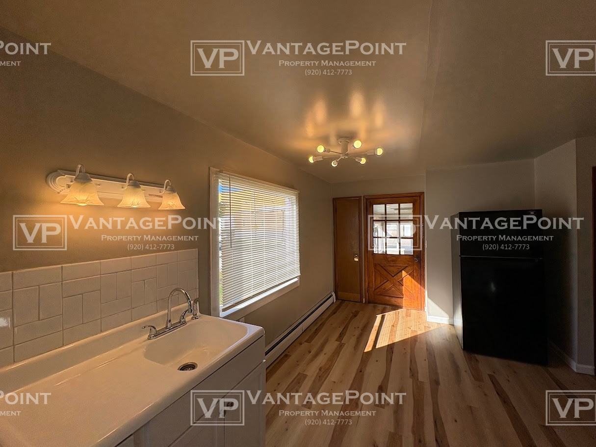 819 S 20th St #1 - Photo 5 of 20