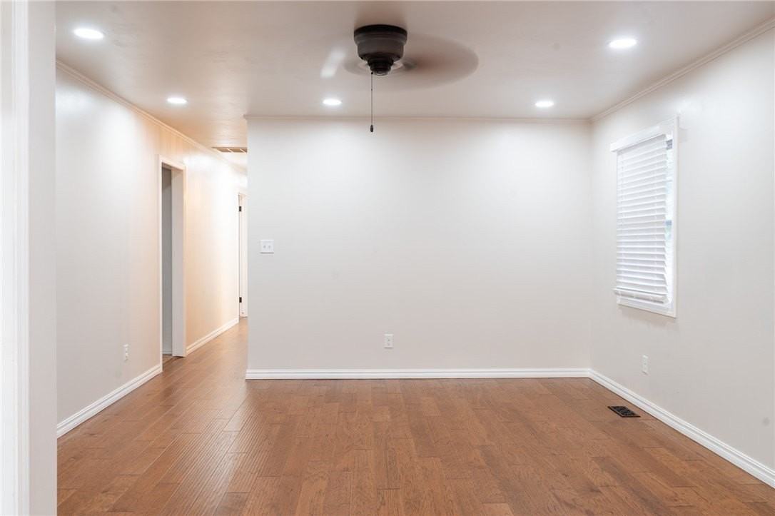 1336 W Twin Springs St - Photo 6 of 17