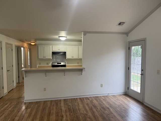1200 S C Ct - Photo 5 of 16