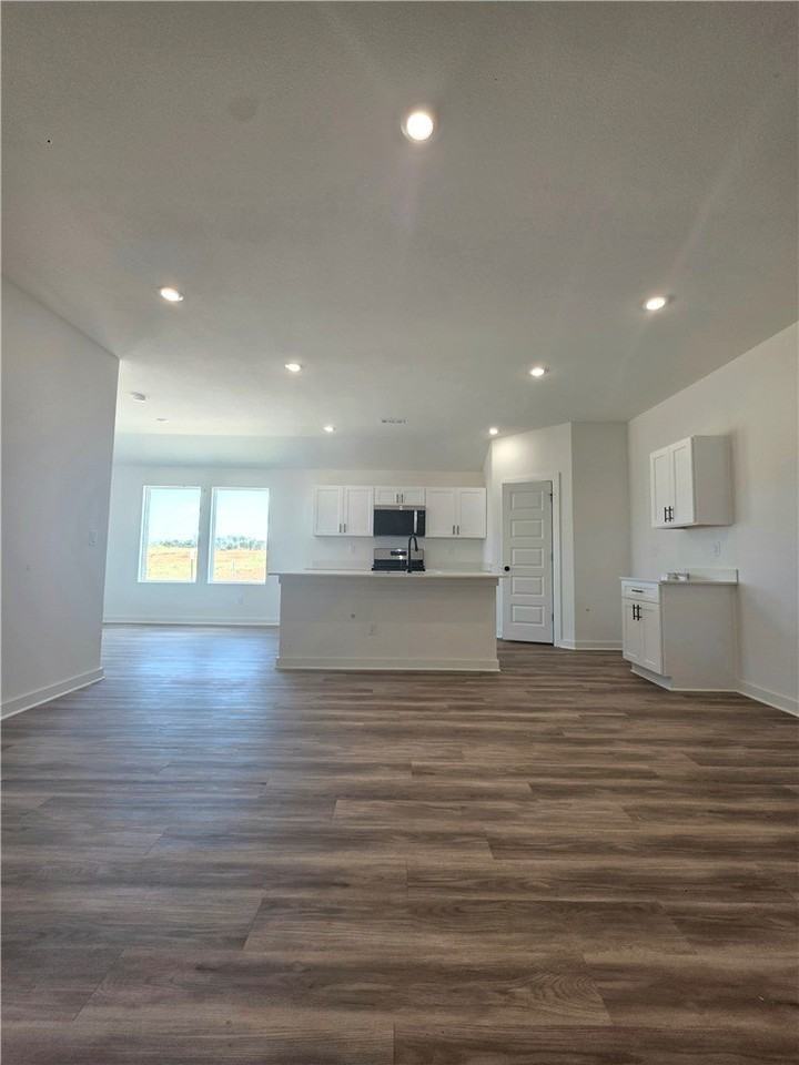 4498 Orchid Avenue - Photo 4 of 16