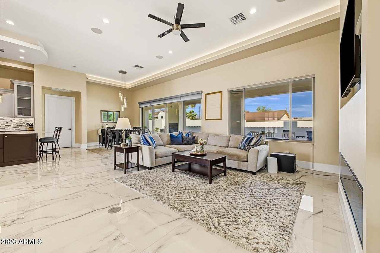 6645 S Solado Pl - Photo 7 of 43