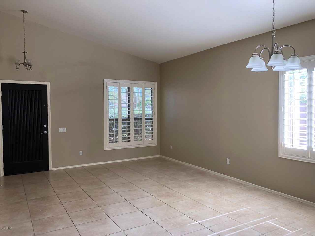 6668 W Rose Garden Ln - Photo 2 of 22