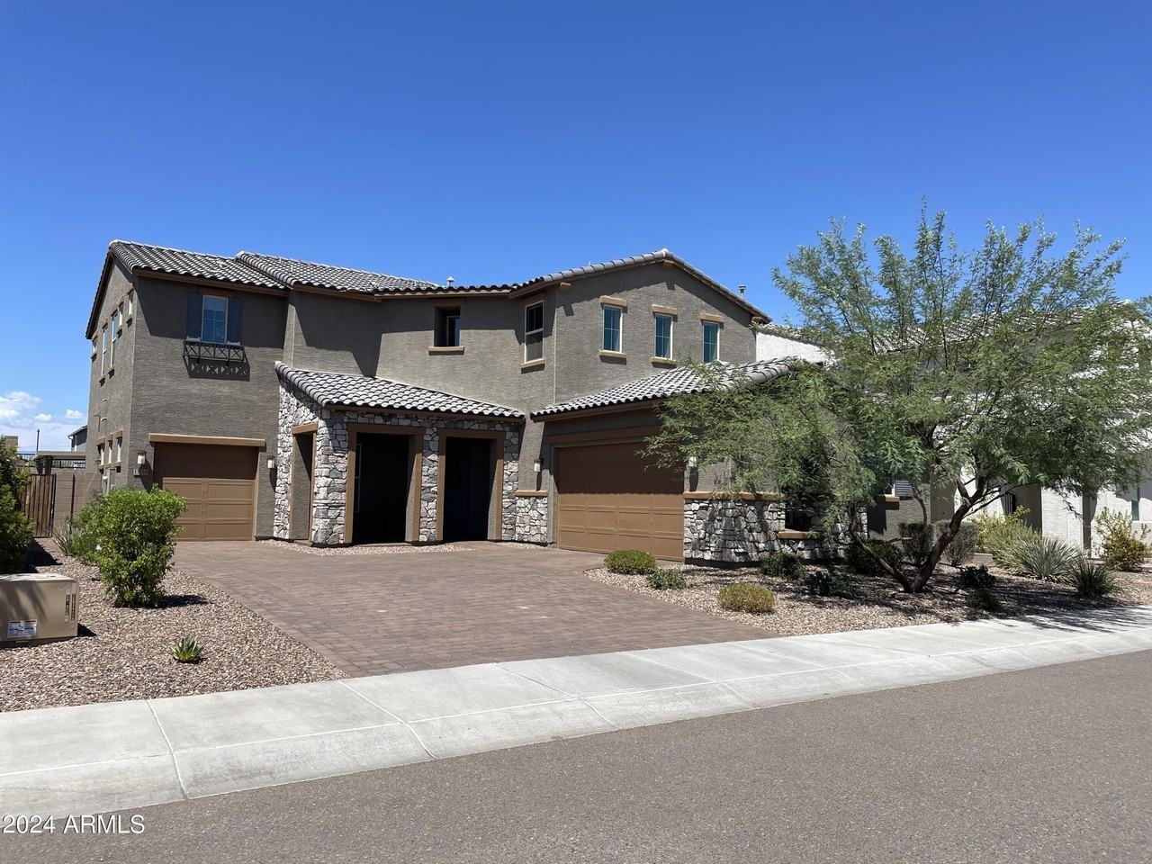 13158 W Brookhart Way - Photo 4 of 47