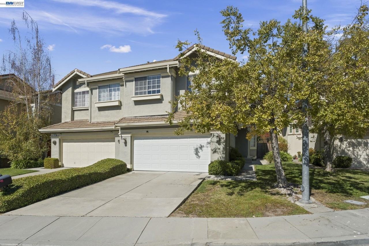 212 Rabbit Ct - Photo 2 of 27