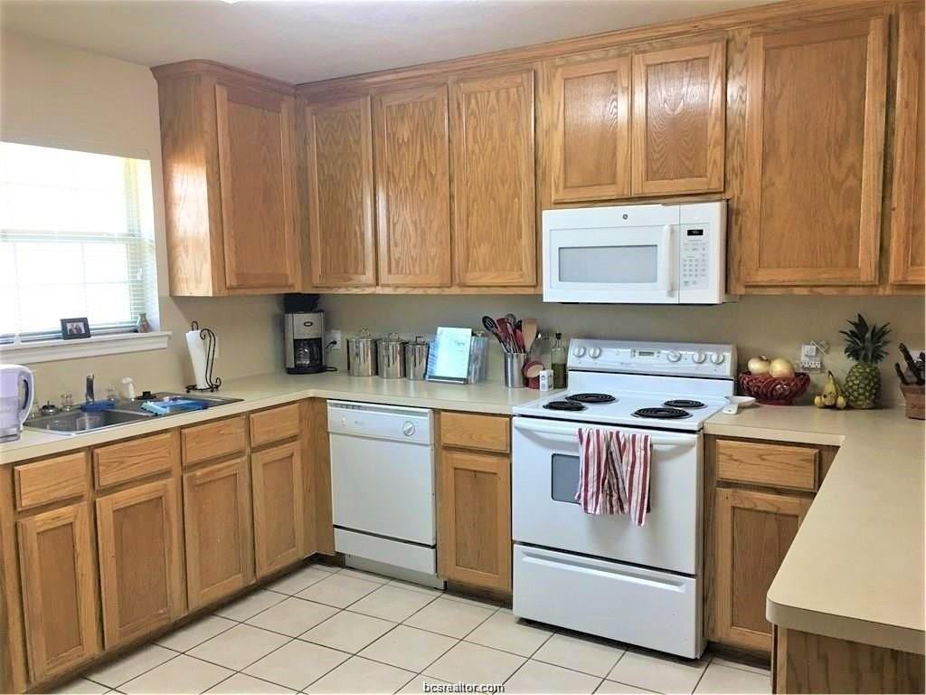 1008 Crepe Myrtle Ct - Photo 5 of 8