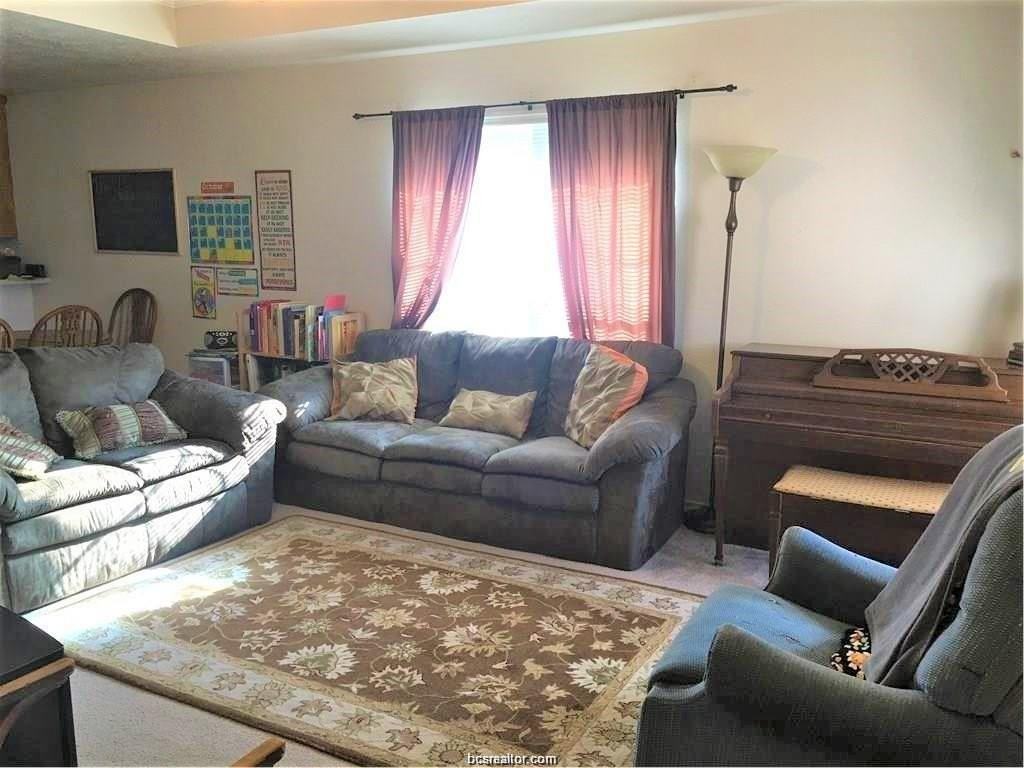 1008 Crepe Myrtle Ct - Photo 6 of 8