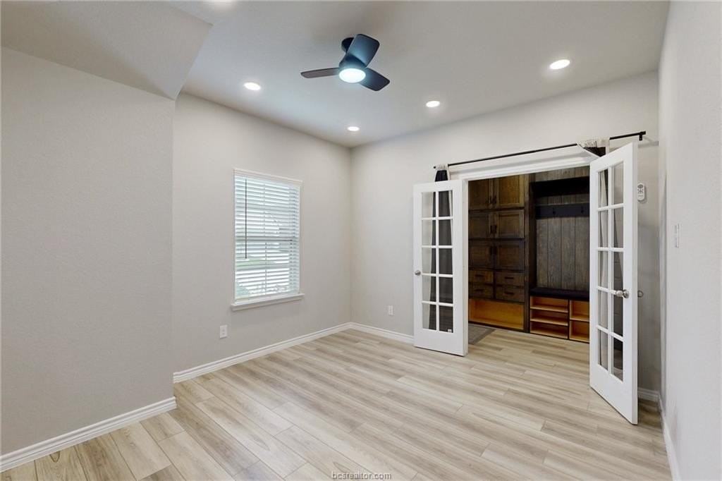 1128 Kennesaw Dr - Photo 5 of 50