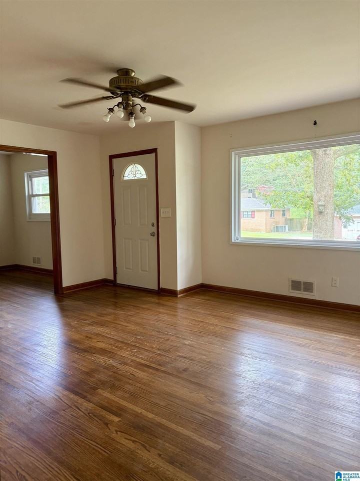 316 18th Ct Nw - Photo 6 of 21