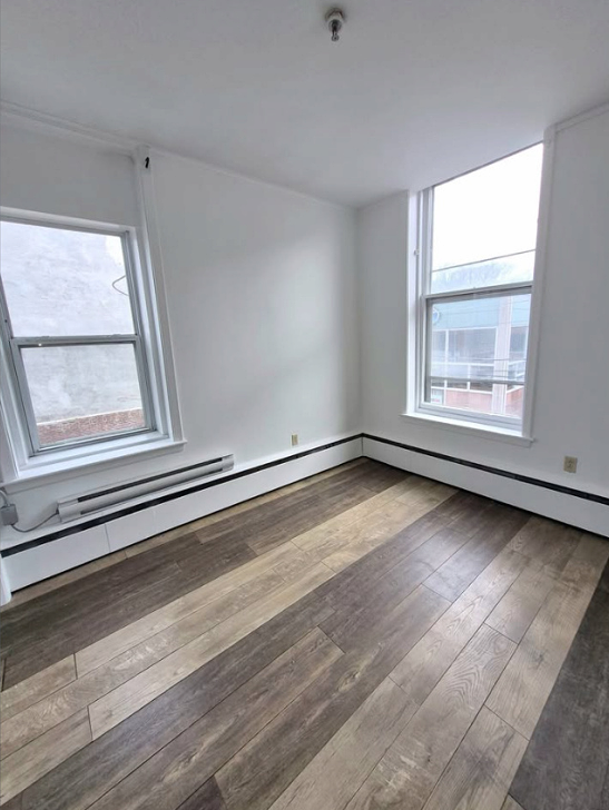 199 Union St - Photo 4 of 10