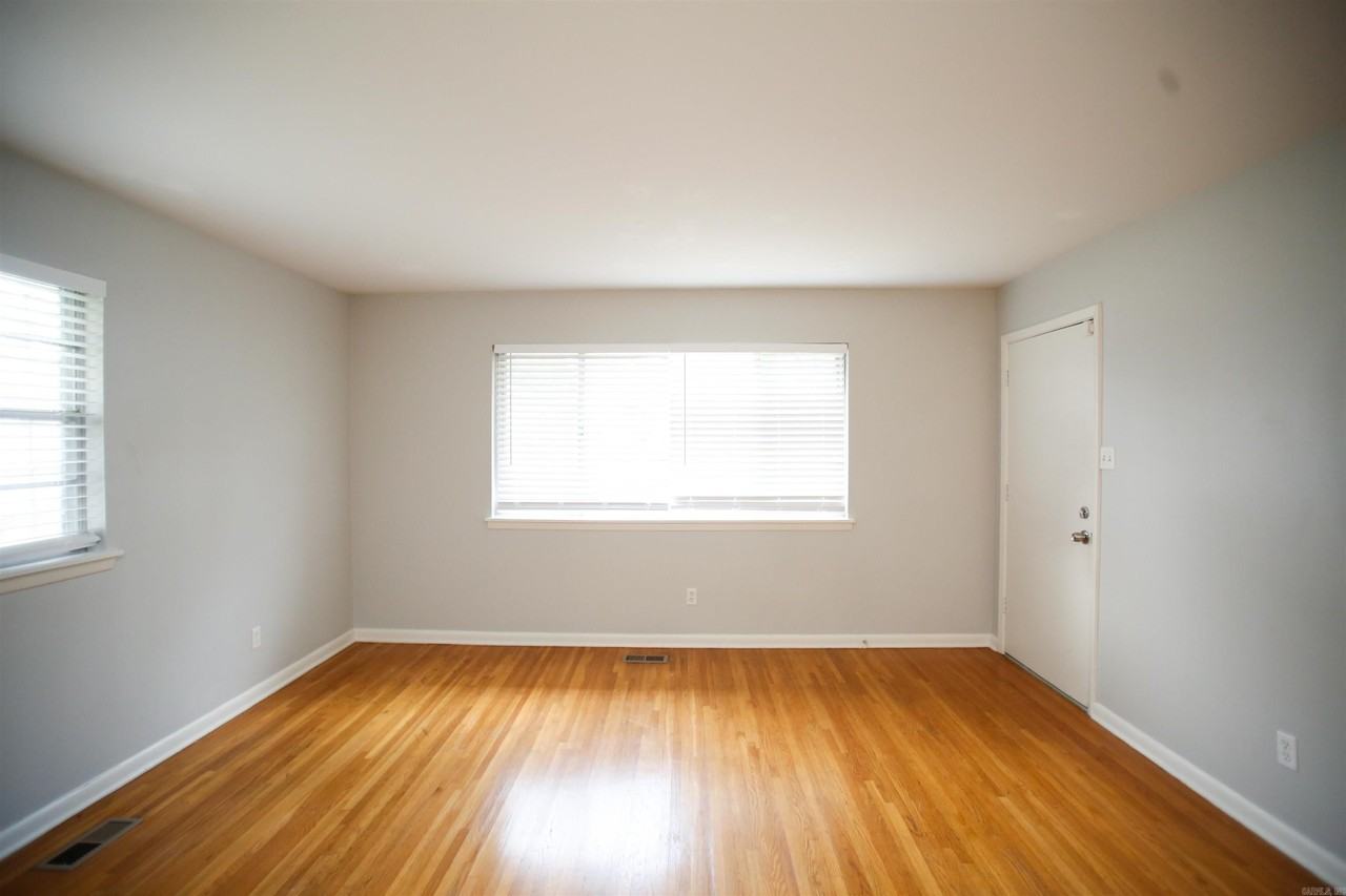 6609 Sandpiper Dr - Photo 3 of 24