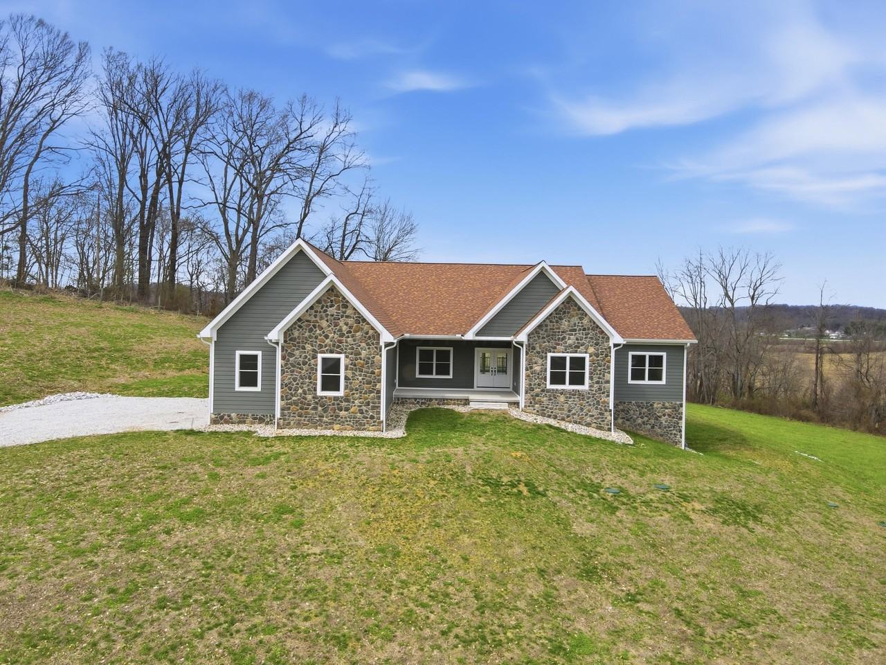 3597 Country Club Rd Sw - Photo 4 of 50