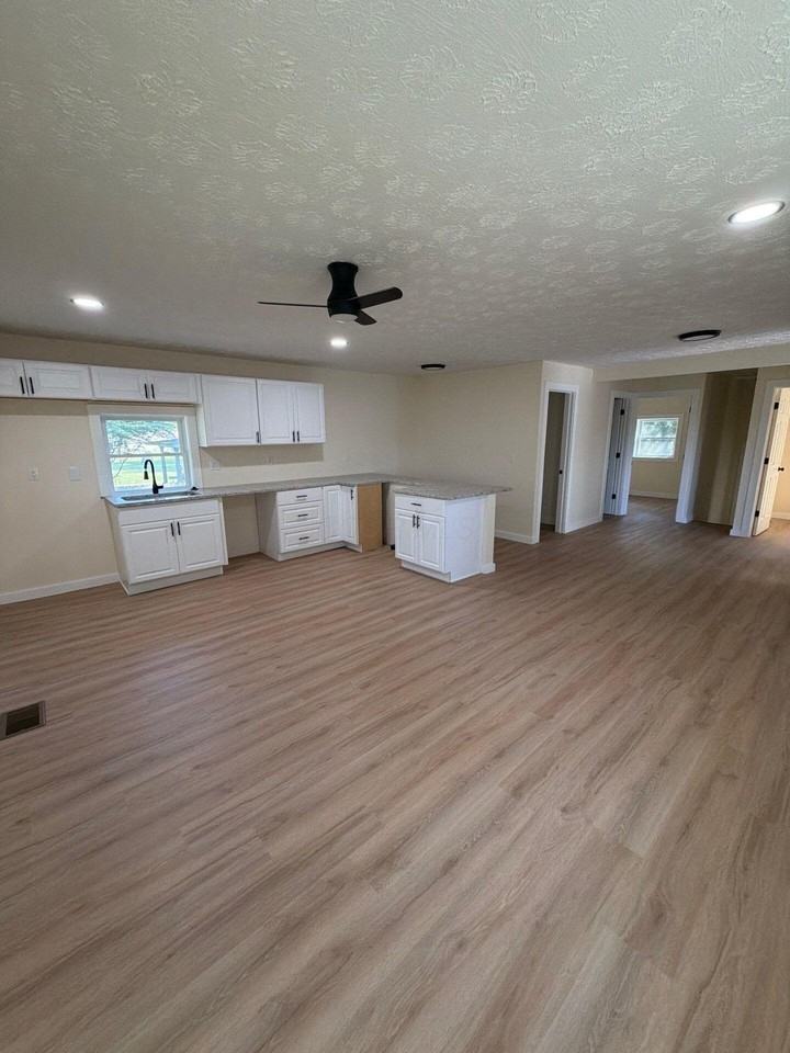 5526 Swisher Rd - Photo 2 of 14