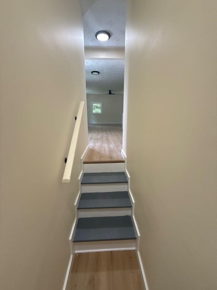 5526 Swisher Rd - Photo 6 of 14