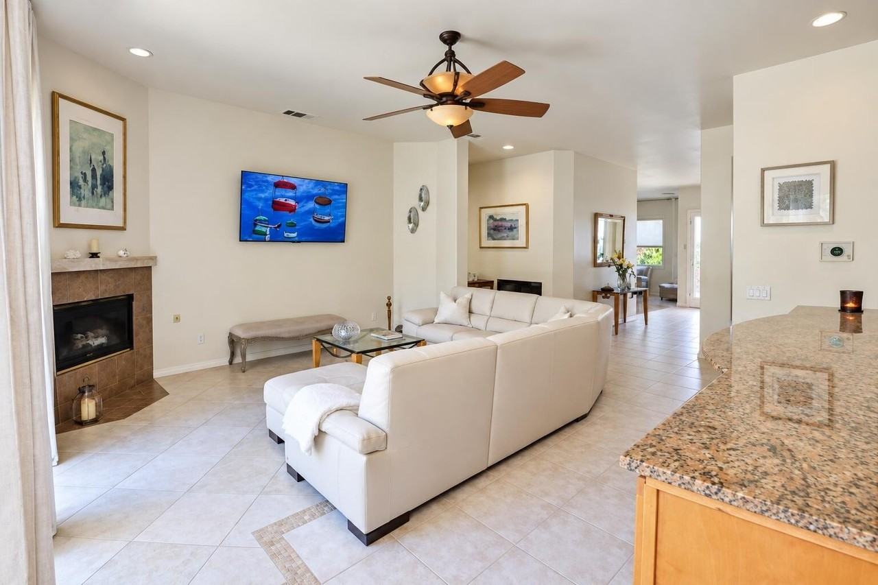 44475 Grand Canyon Ln - Photo 4 of 29