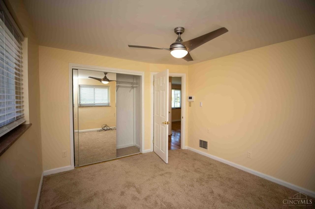 6327 Stover Ave - Photo 7 of 19