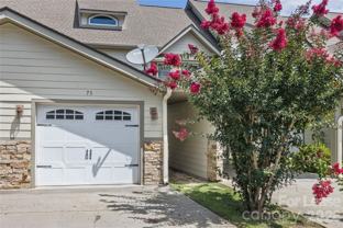 73 Rotunda Cir - Photo 1 of 1