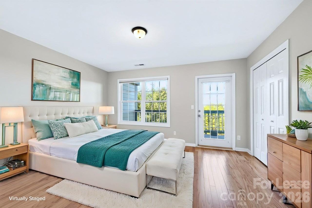 73 Rotunda Cir - Photo 7 of 23
