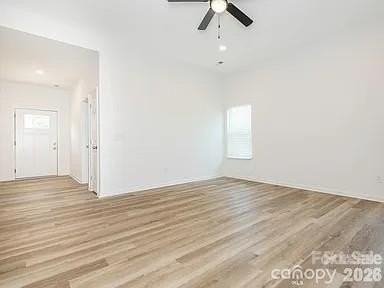 1474 Stroupe St - Photo 5 of 34