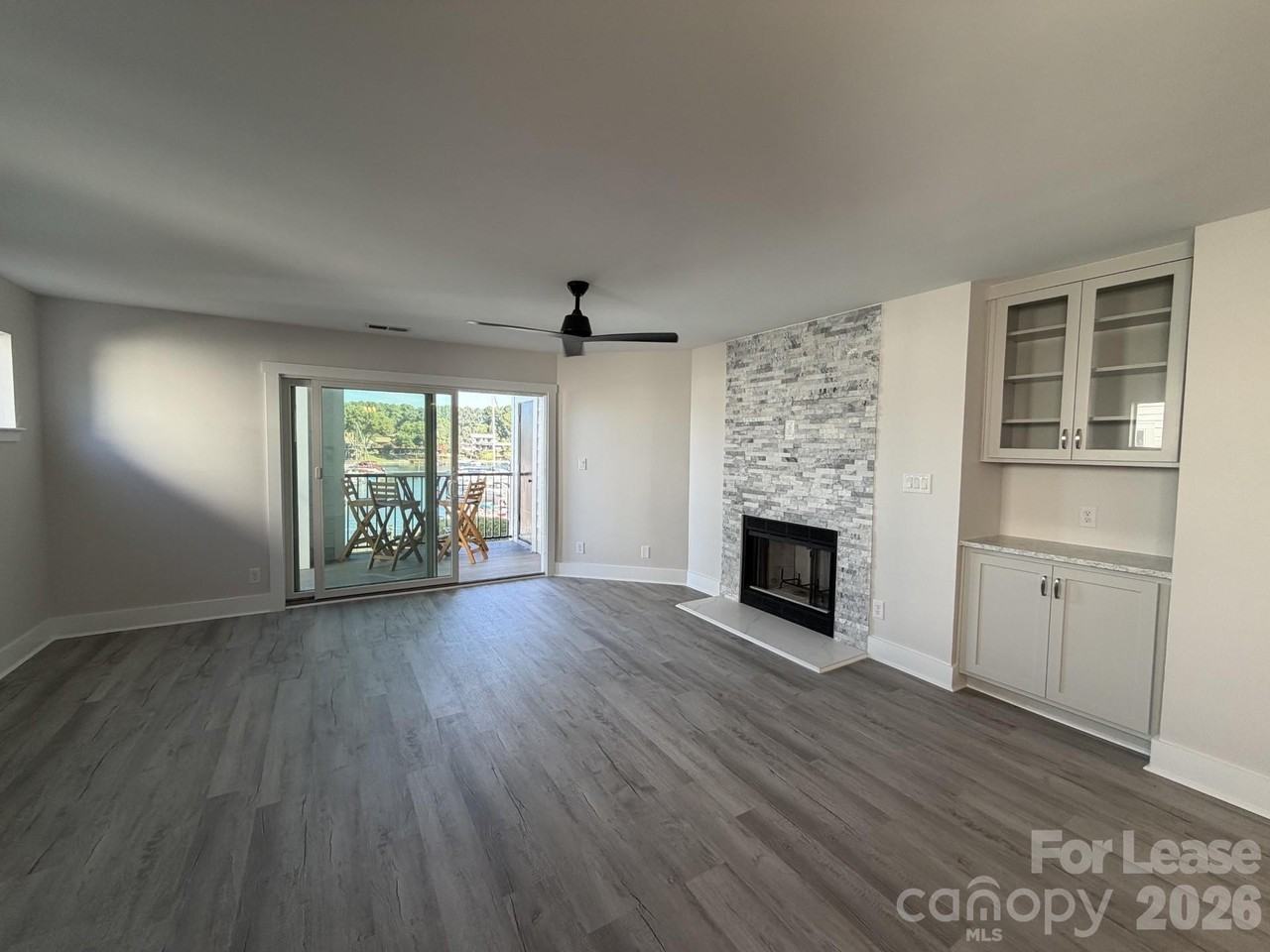 18729 Vineyard Point Ln - Photo 6 of 15