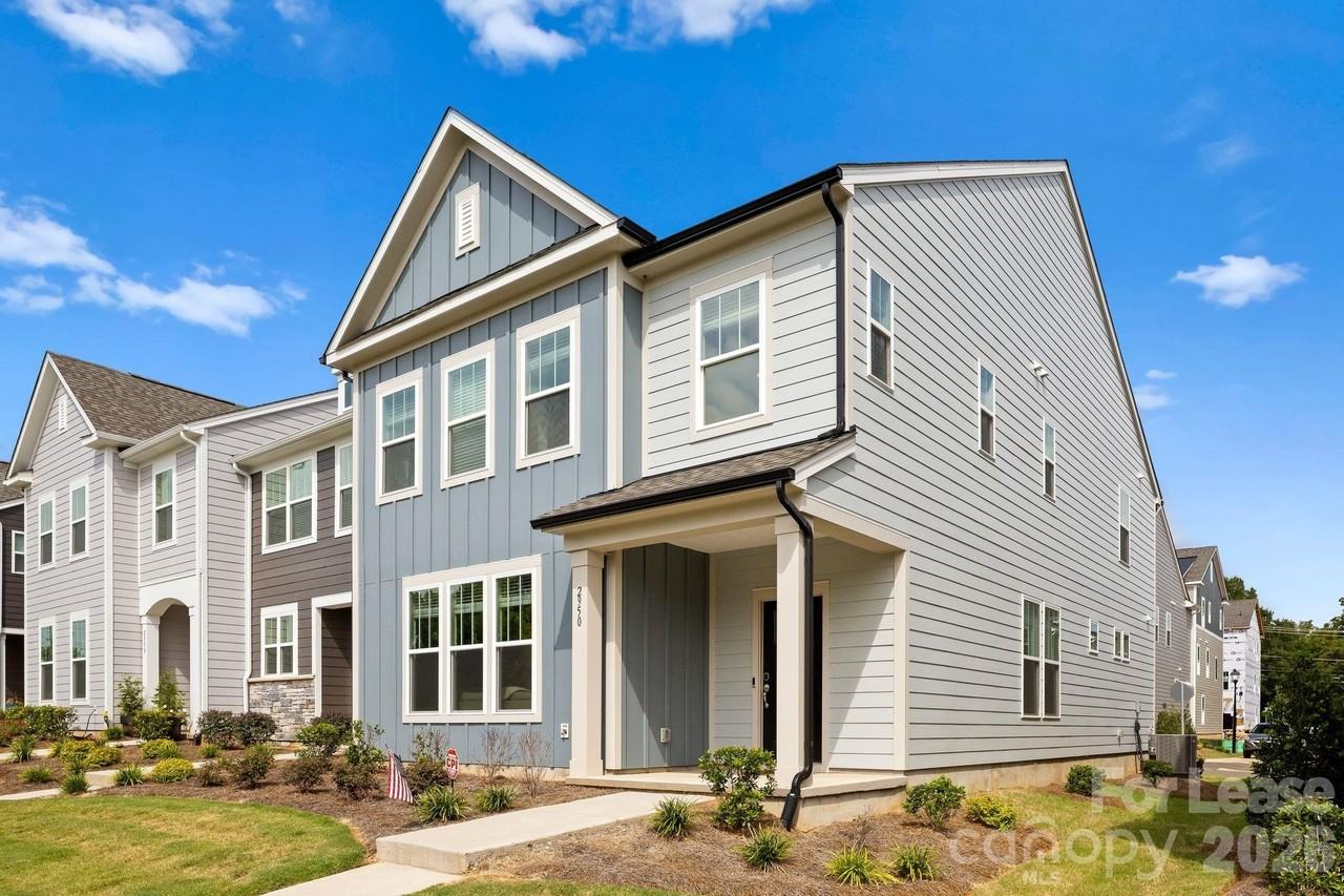 2950 Clyde Dr - Photo 4 of 34