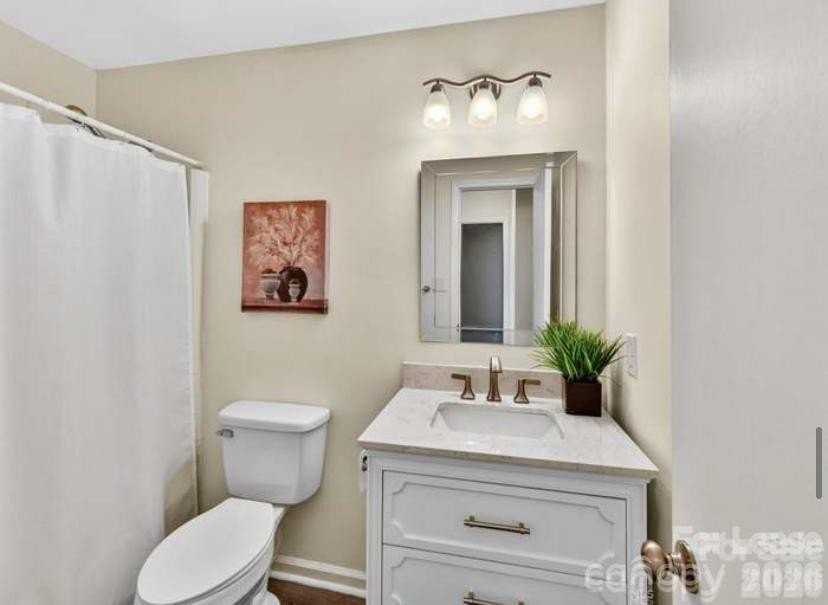 10909 Tradewinds Ln - Photo 5 of 17