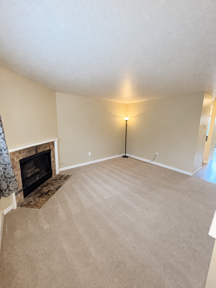 115 124th St Se #F5 - Photo 2 of 23