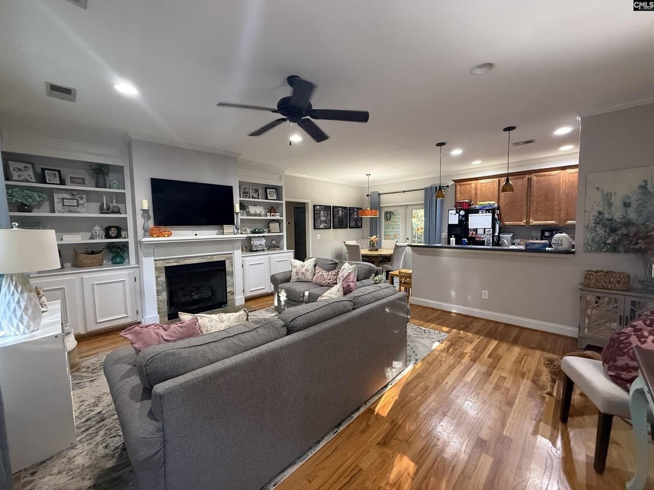 205 Forest Bickley Rd - Photo 3 of 18