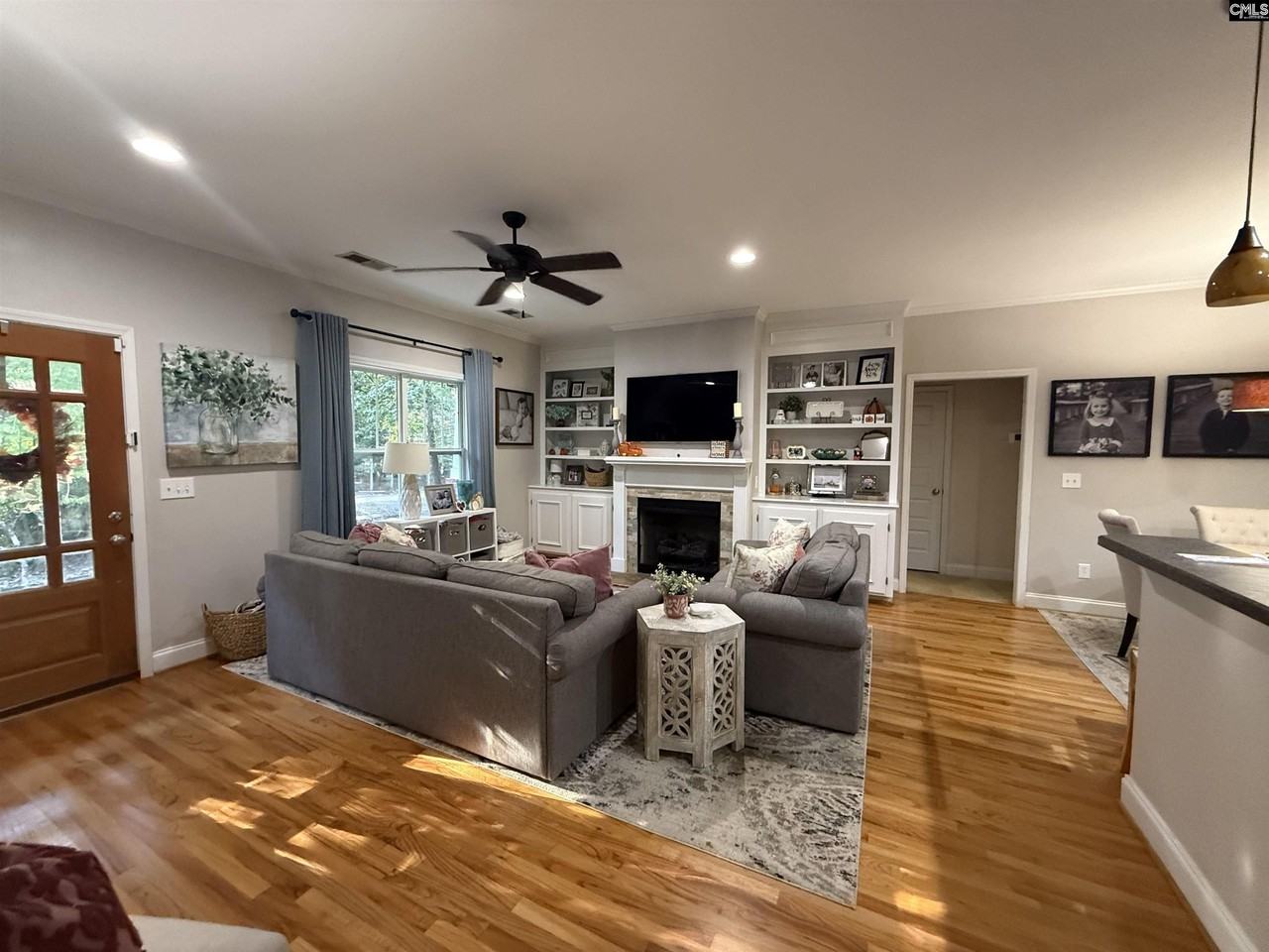 205 Forest Bickley Rd - Photo 4 of 18