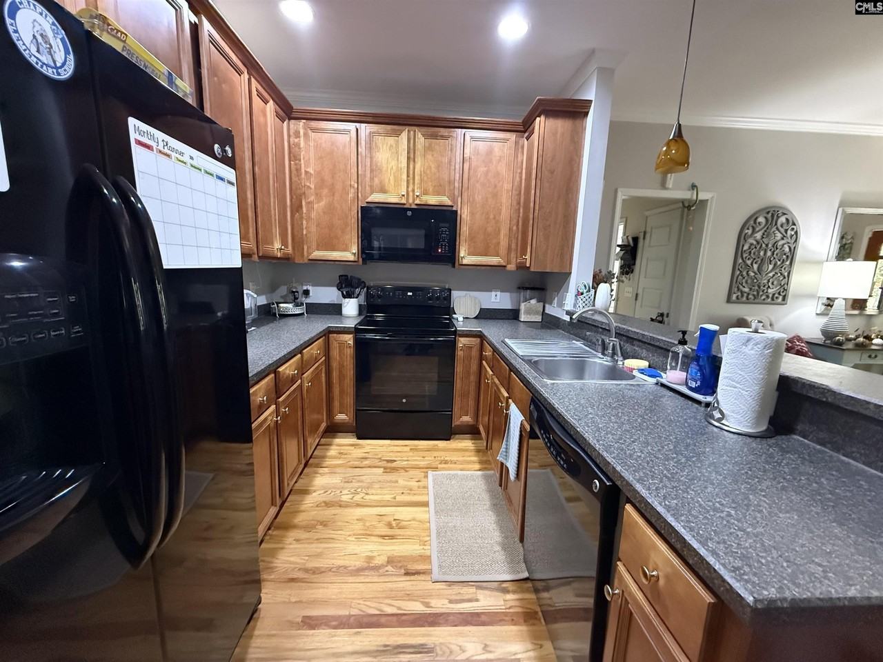 205 Forest Bickley Rd - Photo 5 of 18