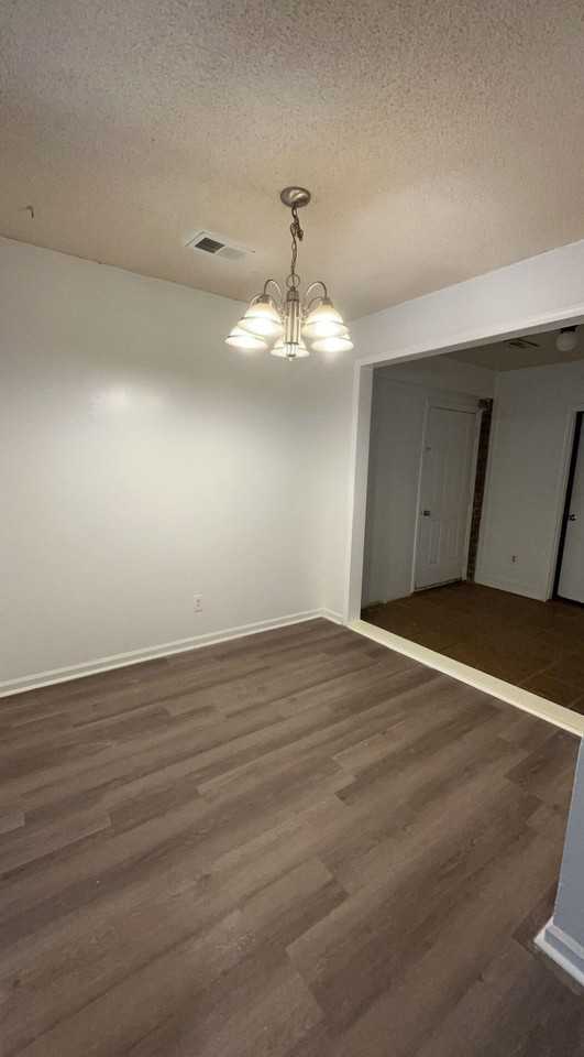 169 Hummingbird Ave #A - Photo 3 of 12