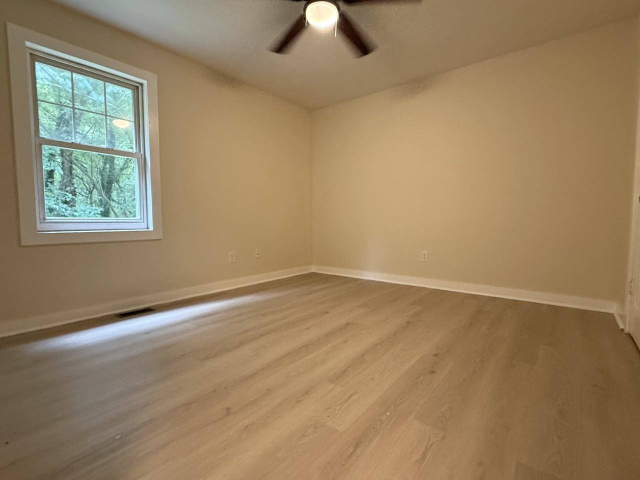 309 Reeceburg Rd Se #1 - Photo 4 of 6
