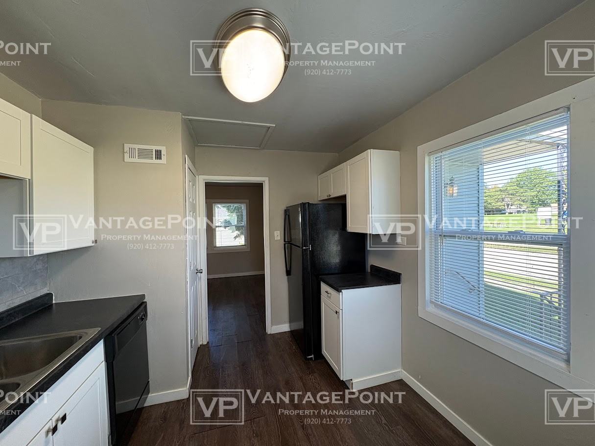 3513 Dale St - Photo 4 of 13