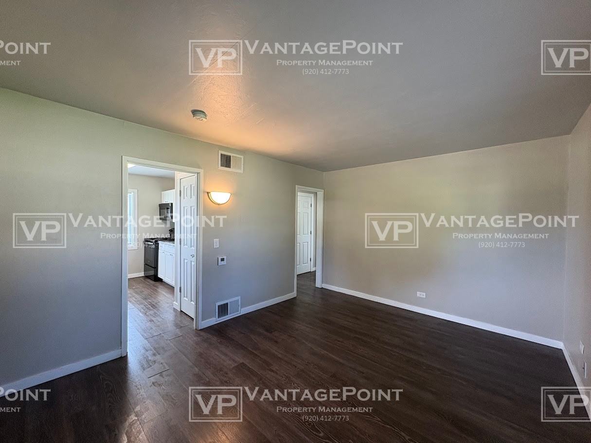 3513 Dale St - Photo 6 of 13