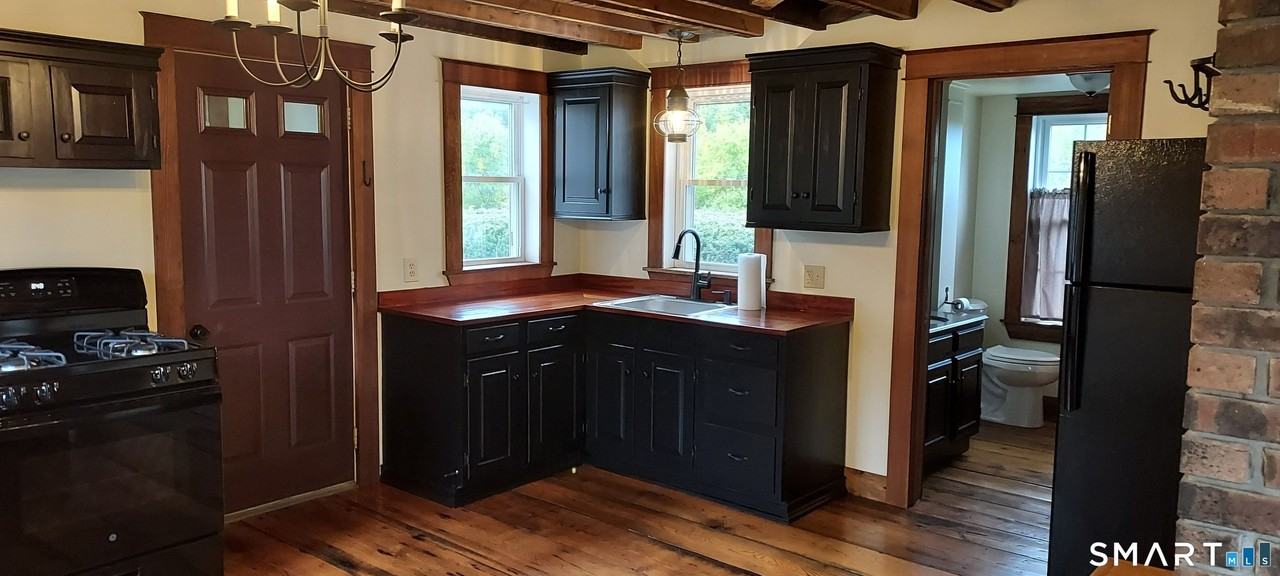 2996 Hebron Ave - Photo 5 of 23