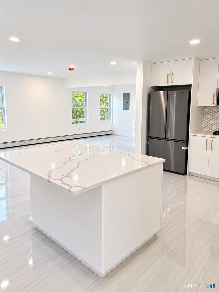 1660 Reservoir Ave #1662 - Photo 3 of 12