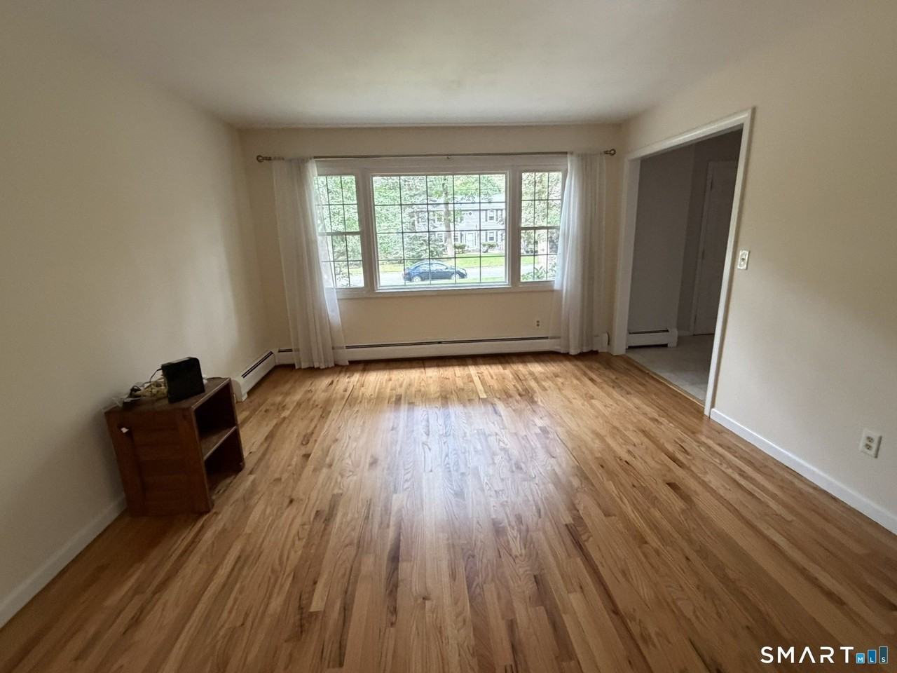 76 Bunker Hill Dr - Photo 4 of 18