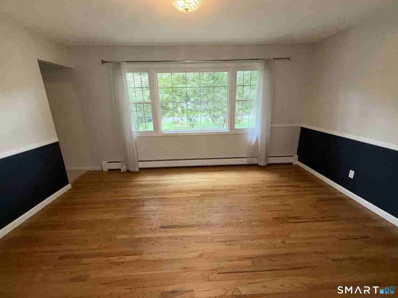 76 Bunker Hill Dr - Photo 5 of 18