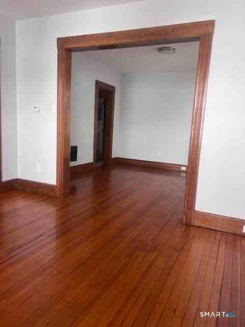 183 Hawley Ave - Photo 7 of 12