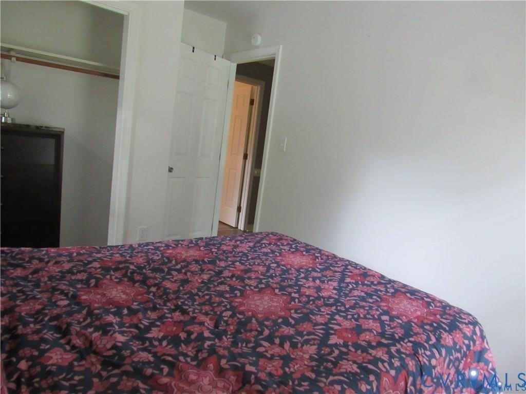 8506 Lyndale Dr - Photo 6 of 13