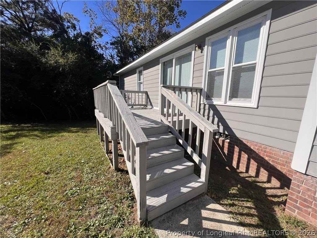 4152 Village Dr - Photo 3 of 18