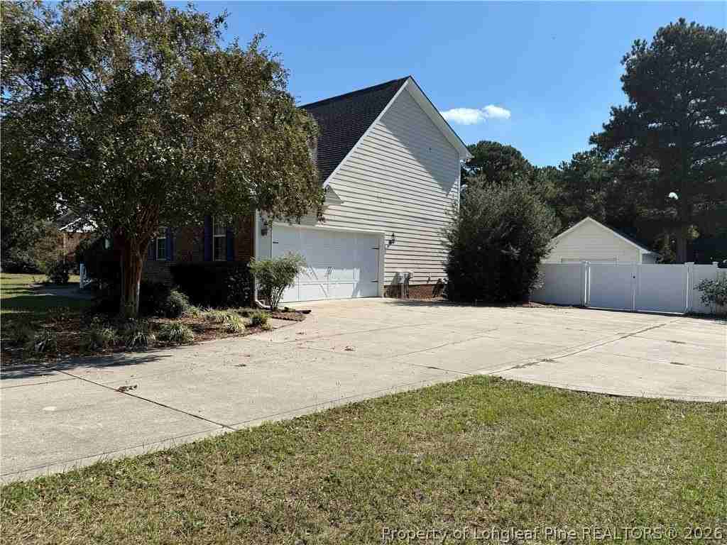 331 Booth Pond Rd - Photo 6 of 50